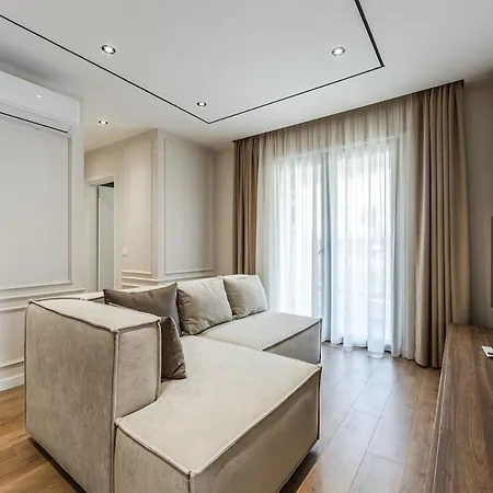 Metropolitan Living 1br Balcony By Pikhost 公寓